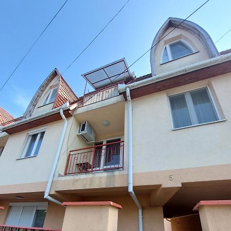Sunshine Resort Apartment Hajduszoboszlo Bagian luar foto