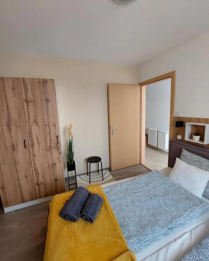 Sunshine Resort Apartment Hajduszoboszlo Bagian luar foto